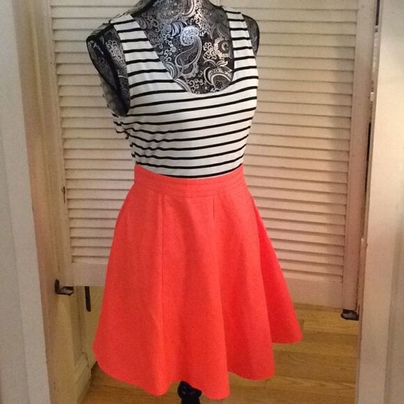 80s inspired fit and flare cut out back stretch M - Picture 7 of 11